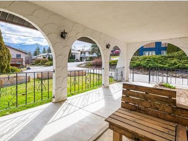 House for sale in Creston, British Columbia