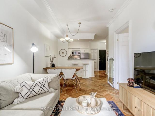 Condo for sale in Woburn, Ontario