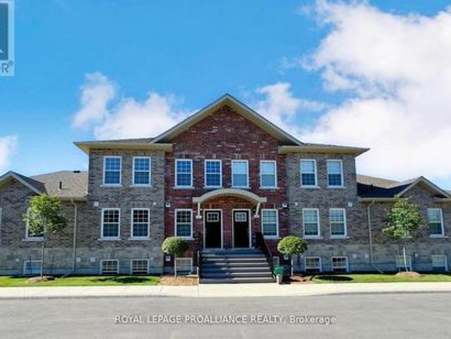Townhouse for sale in Cobourg Townhouse for sale in Cobourg
