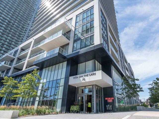 Condo for sale in Toronto, Golden Horseshoe