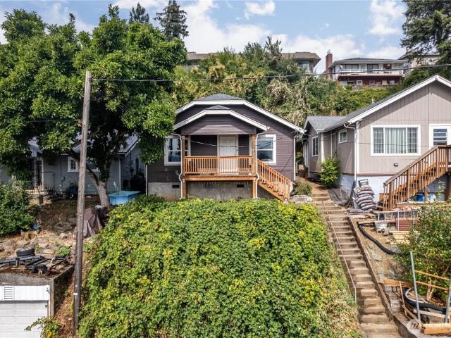 House for sale in Kelso, Washington