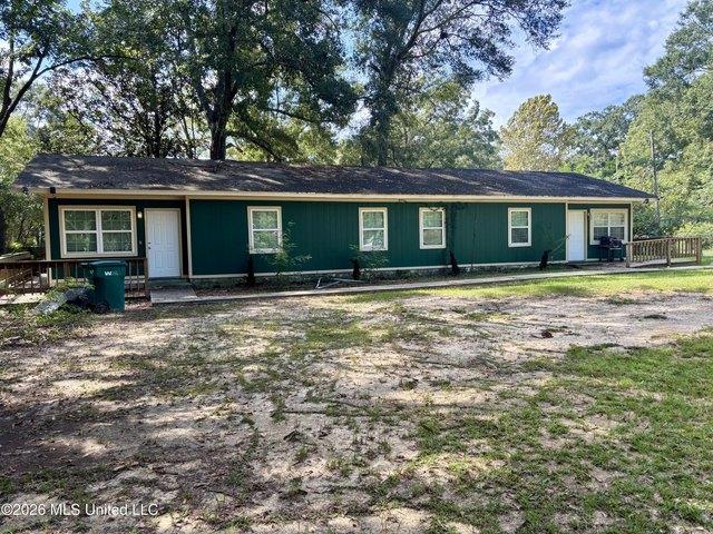 House for sale in Wiggins, Stone County