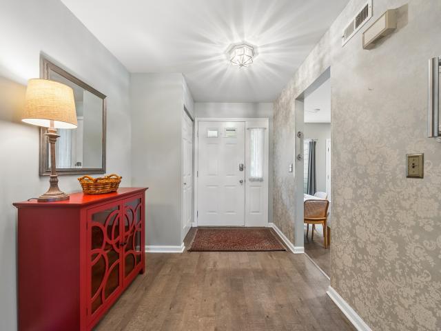 Condo for sale in Libertyville, Illinois
