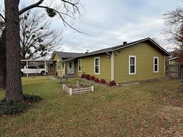 House for sale in Whitesboro, Texas