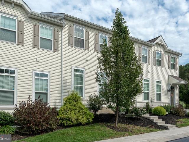 Townhouse for sale in West Willow, Pennsylvania