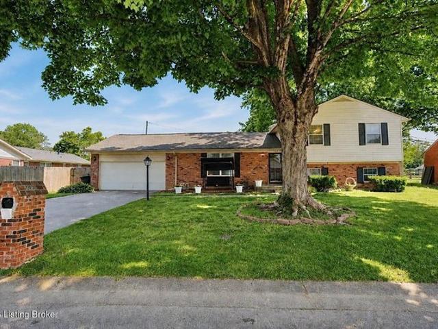 House for sale in Jeffersonville, Indiana