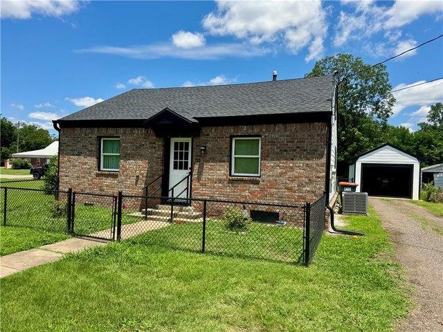 House for sale in Ark