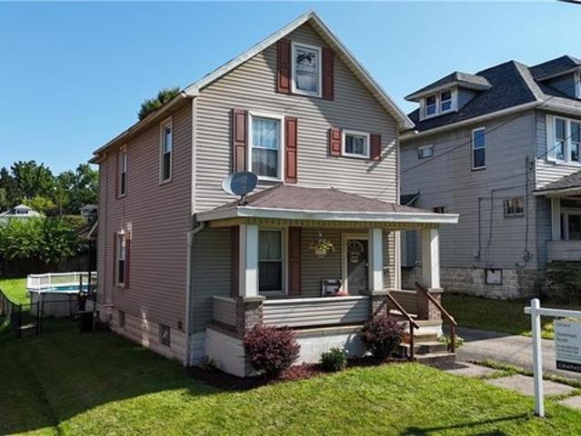 House for sale in New Castle, Pennsylvania