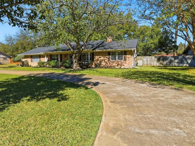 Property for sale in Van, Texas