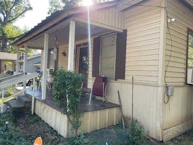 House for sale in Crockett, Texas