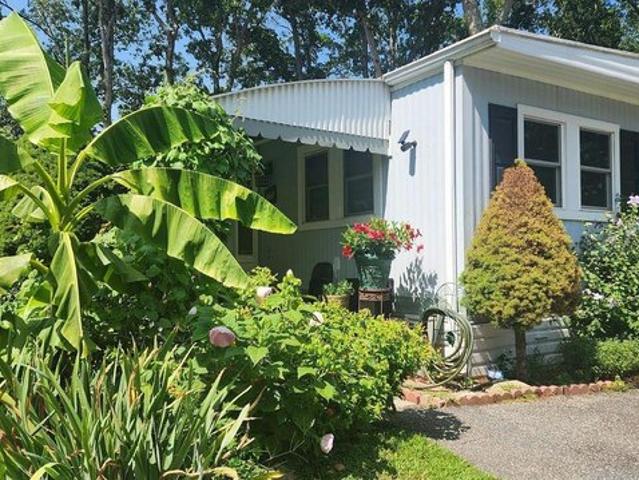 House for sale in Calverton, New York