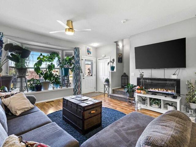 House for sale in Airdrie, Alberta