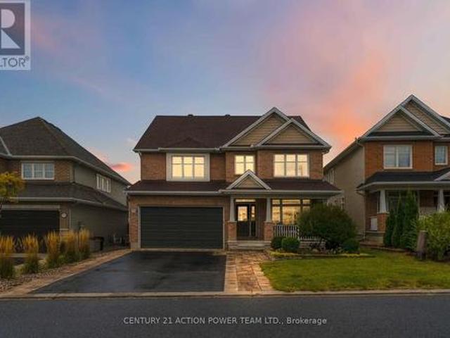 House for sale in Cardinal Creek Village, Ottawa