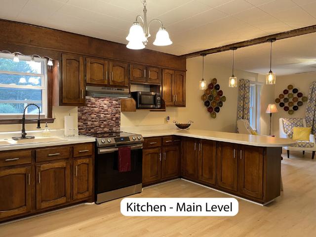 House for sale in Independence, Grayson County