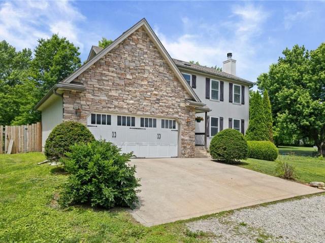 House for sale in Hamilton, Missouri