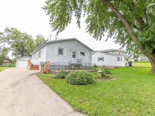 House for sale in Mapleton, Iowa