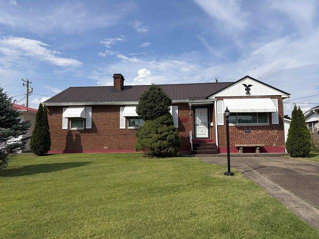 House for sale in Kenova, West Virginia