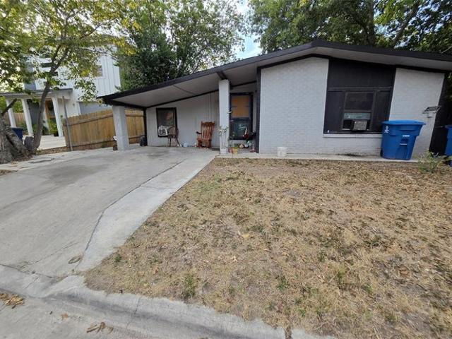 House for sale in Lockhart, Texas