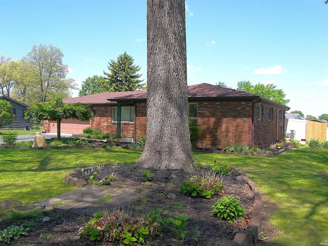 House for sale in Warsaw, Indiana