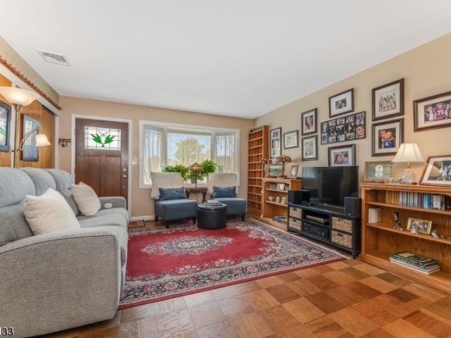 House for sale in Stewartsville, New Jersey