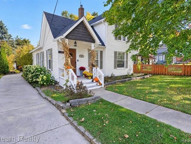 House for sale in Fenton, Genesee County