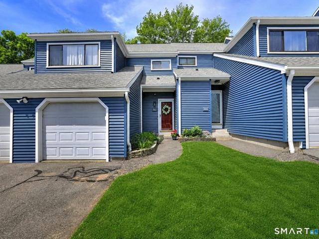 Townhouse for sale in Cheshire, Connecticut