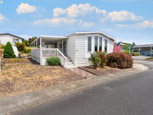 House for sale in Oregonia