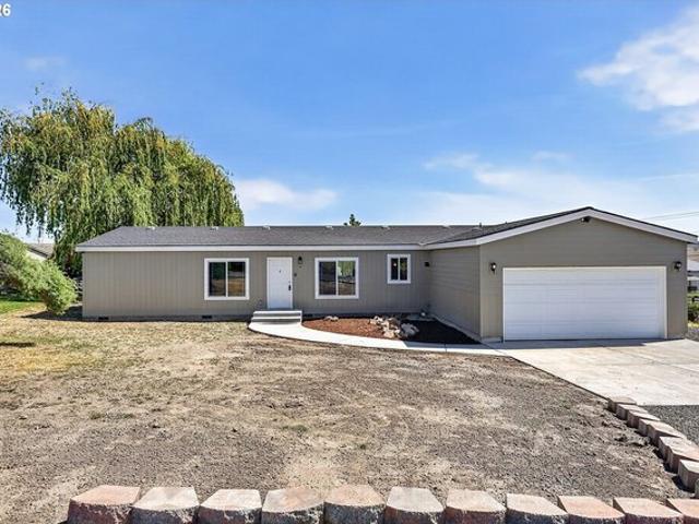 House for sale in Oregonia