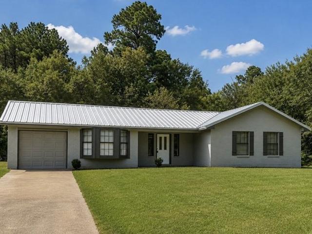 House for sale in Crockett, Texas