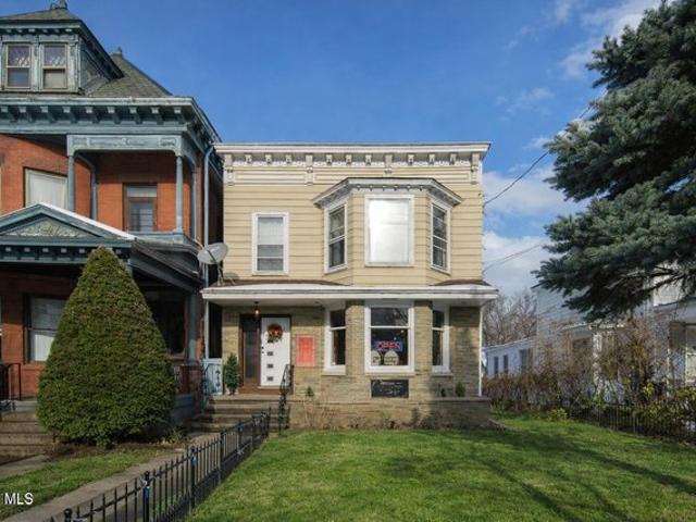 House for sale in Schenectady, New York