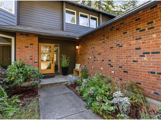 House for sale in White Salmon, Klickitat County