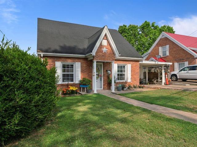 House for sale in Adolphus, Kentucky