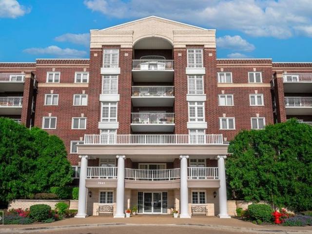 Condo for sale in Niles, Illinois