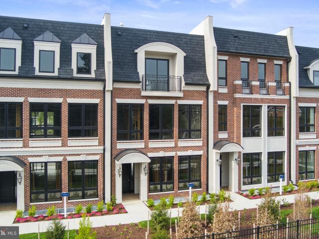 Condo for sale in Virginia