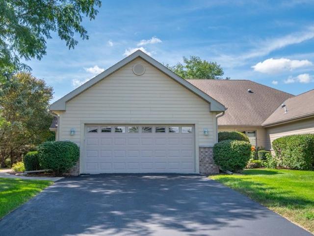 Condo for sale in Franklin, Milwaukee County