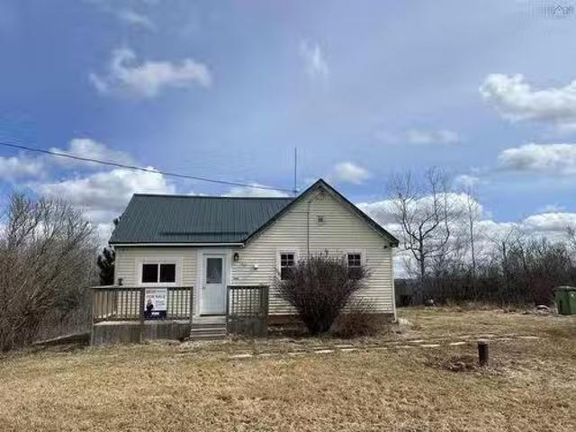 House for sale in Middle Musquodoboit, Nova Scotia