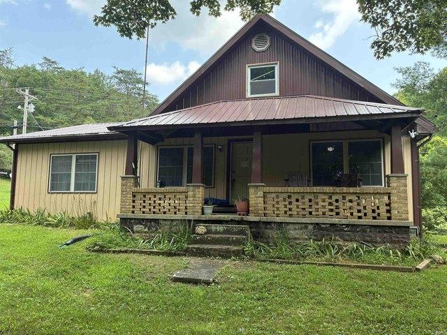 House for sale in Dubois, Indiana