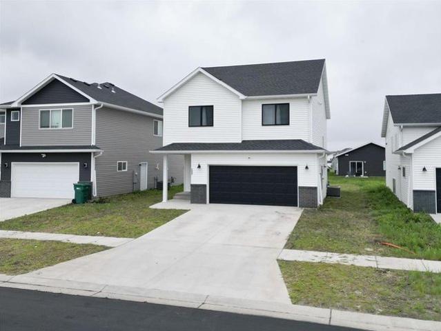House for sale in Horace, North Dakota
