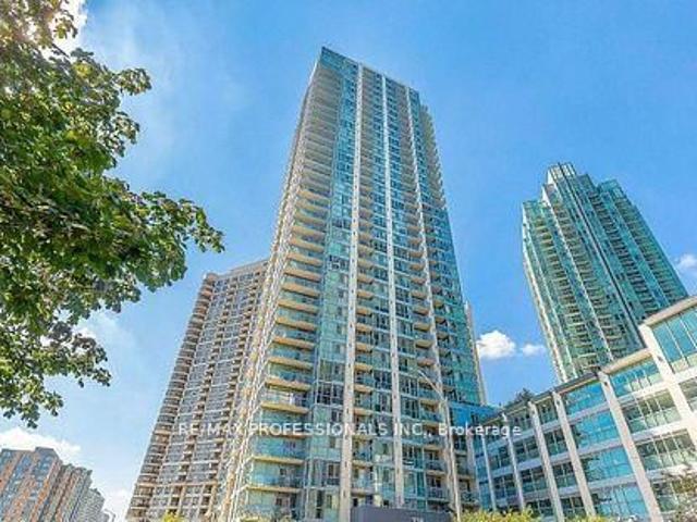 Condo for rent in Toronto, Golden Horseshoe