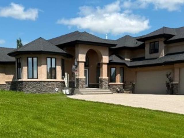 House for sale in Alberta
