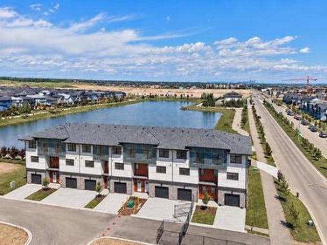 Townhouse for sale in Sirocco, Calgary
