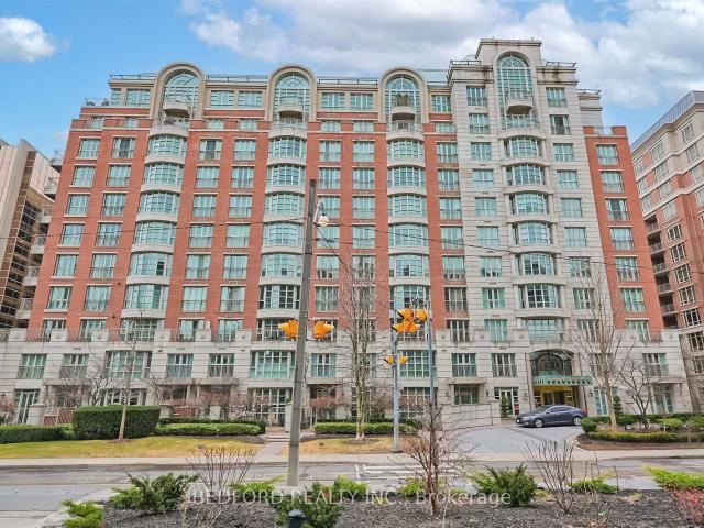 Condo for sale in Toronto—St. Paul's, Toronto