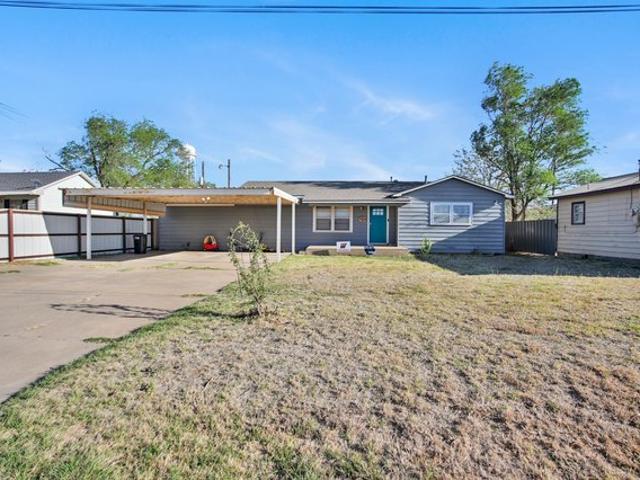 House for sale in Smyer, Texas