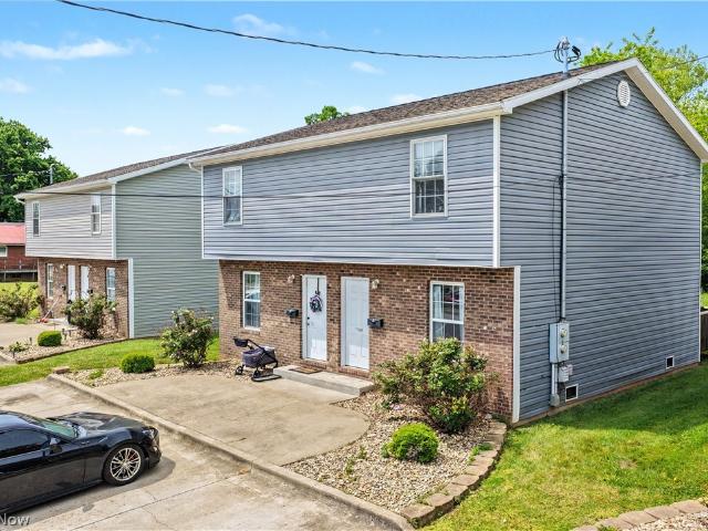 House for sale in Parkersburg, West Virginia