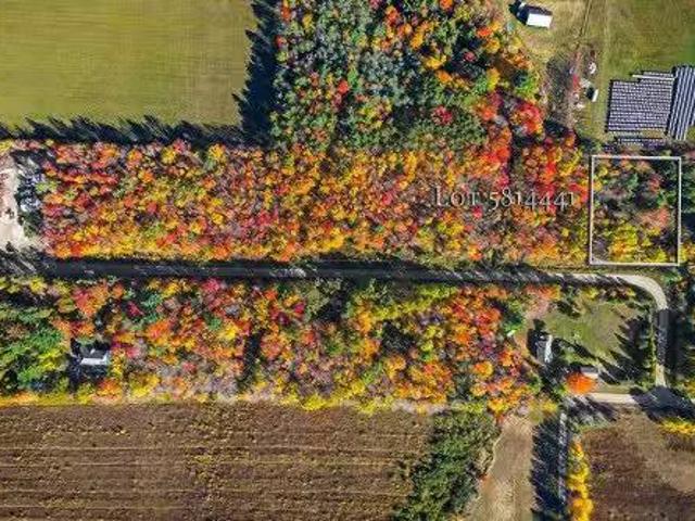 House for sale in Les Collines-de-l'outaouais, Quebec