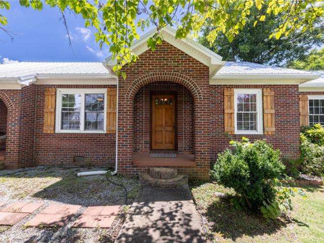 House for sale in Pendleton, South Carolina