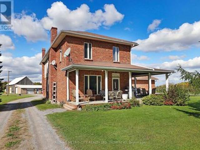 Farm for sale in Renfrew, Ontario
