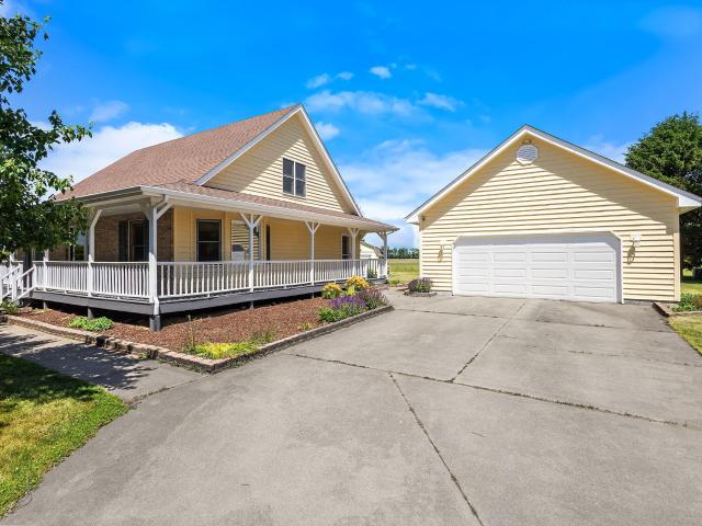House for sale in Wanatah, Indiana