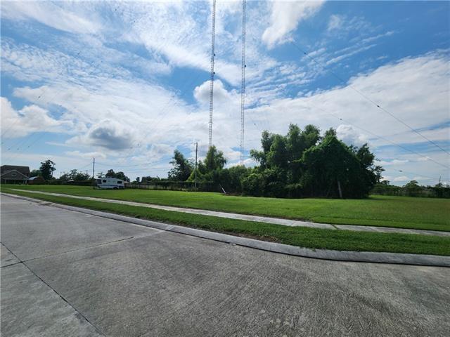 Land for sale in Chalmette, Louisiana