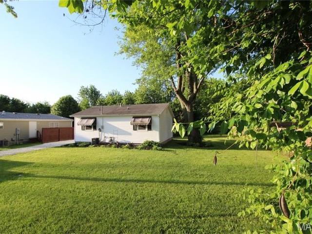 House for sale in New Florence, Missouri